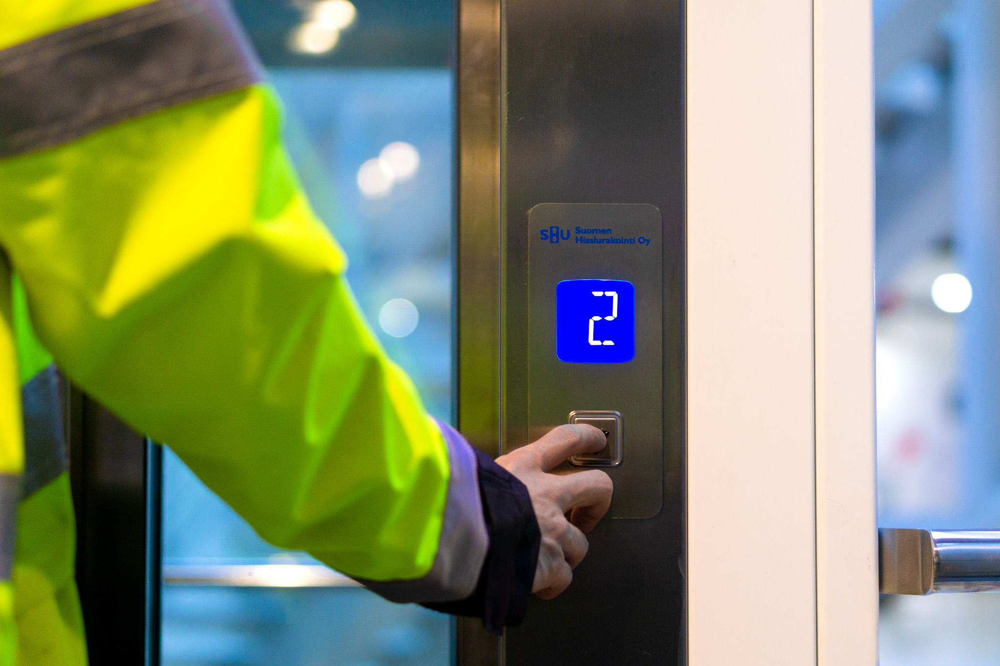 SHU Yhteys -palvelulla optimoit kiinteistösi hissilaitteiden tulevaisuuden  - Suomen Hissiurakointi Oy